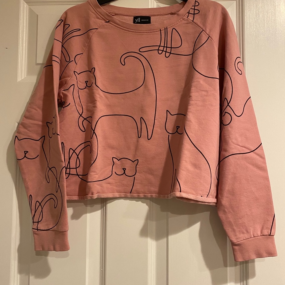 Blouse in cat pattern